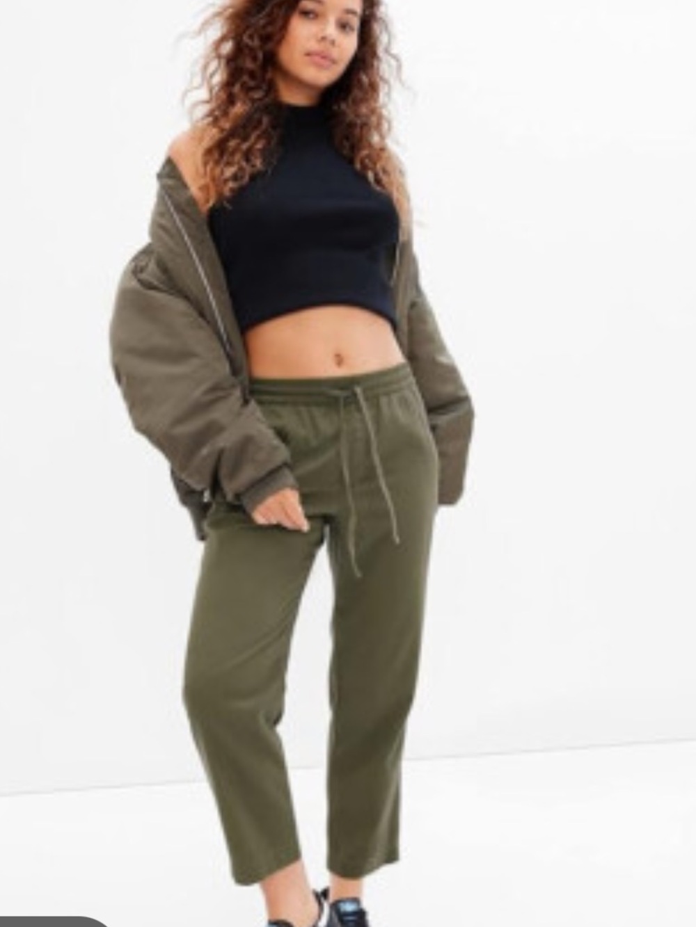 Gap Easy Pant Small army green straight leg pull on ankle length
